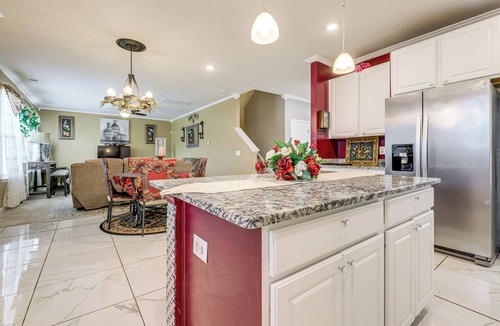 Moncks Corner House | Lakes, Gardens & More! Getaway in Moncks Corner