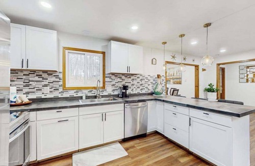 Briar Crest Woods House | Lakeside Chalet with Hot Tub, Fire Pit & Game Room