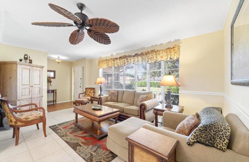 Venice Gardens House | Lakeside House, 4 Bedrooms, Private Heated Pool, HDTV, Sleeps 8, WiFi