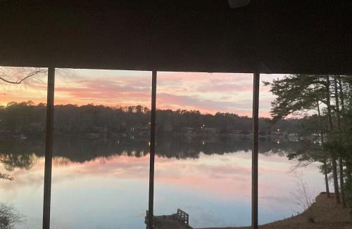 Conyers House | Lakeside Leisure - A Hidden Gem in Metro Atlanta