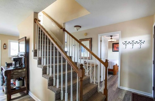 Sevierville Cabin | Lakeside Point - Boat Dock - Game Room