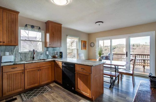 Sevierville Cabin | Lakeside Point - Boat Dock - Game Room