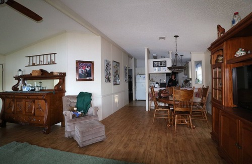 Hernando House | Lakeview from your living room. Water touches the back yard.