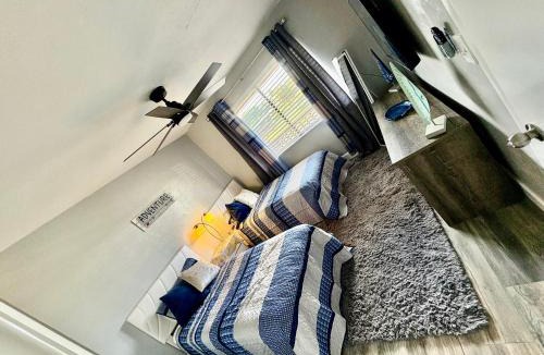 Clewiston Apartment | Lakeview Getaway #220