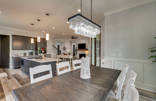 Estill Springs House | LakeView Luxe! Luxury Home on the Water, Private Dock, Amazing Views