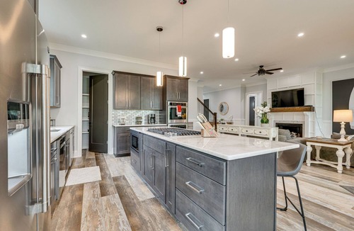 Estill Springs House | LakeView Luxe! Luxury Home on the Water, Private Dock, Amazing Views