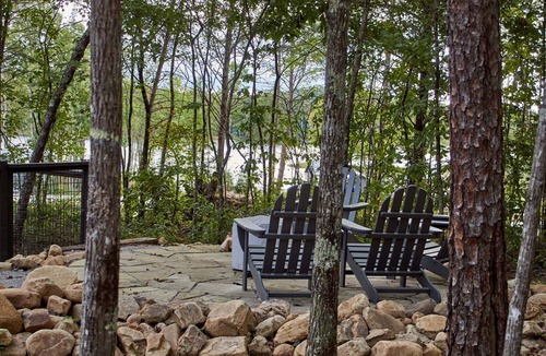 Tracy City Cabin | Lakeview Oasis at The Retreat at Water's Edge