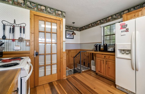 Smithville Ski Chalet | Lakeview Sunset Center Hill Lake