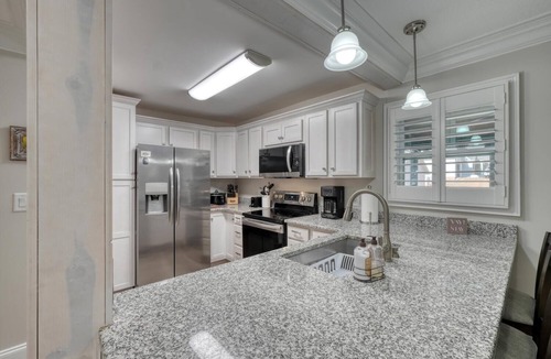 Water's Edge House | Lakeview Villa #2 Near Lake Chatuge