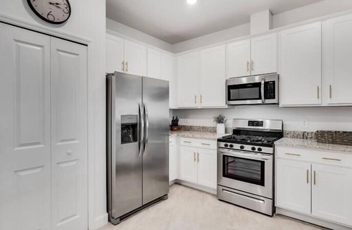 Lakewood Ranch Villa | Lakewood Ranch 3 bedroom Villa furnished by interior designer!