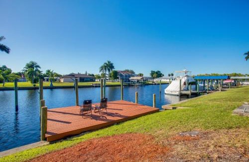 Fort Myers Shores House | Lanai Lounging & Dockside Fun: Fort Myers Escape