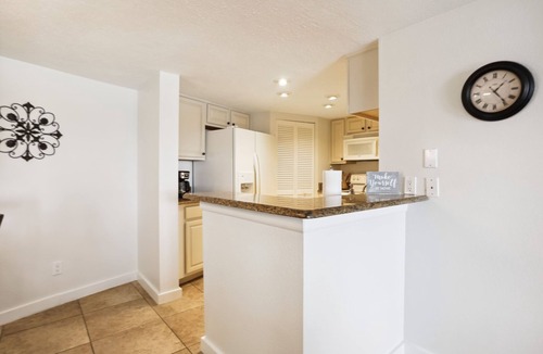 Sunset Beach Condo | Land's End 208 bldg 1-Beautiful BAY View