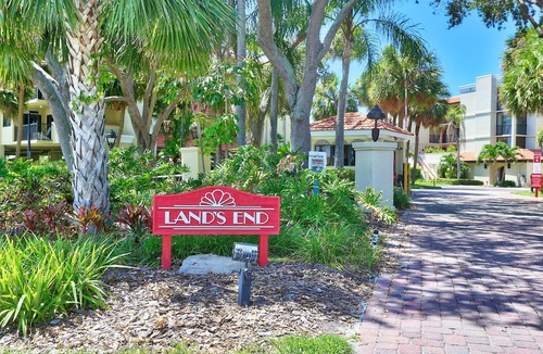 Sunset Beach Condo | Land's End 401 building 7 Top Floor, fully updated with awesome Gulf view!