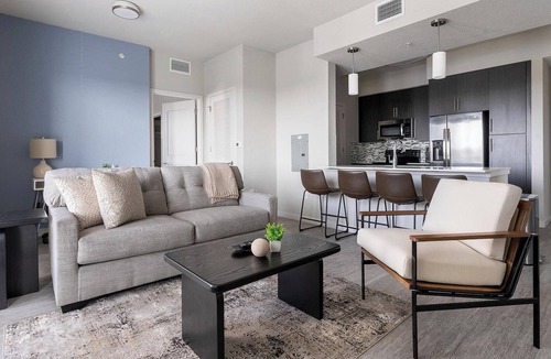 Biggar Apartment | Landing | Amazing 2BD, Gym, Clubhouse
