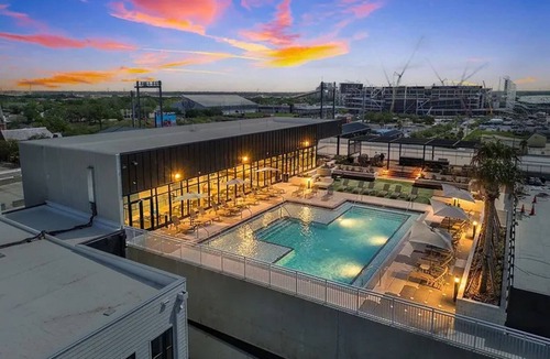 Sports Complex Apartment | Landing | Amazing Studio, Courtyard, Gym