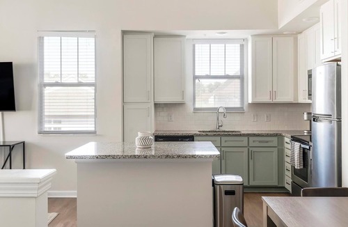 Port Wentworth Apartment | Landing | Amazing 2BD, Gym, Pool