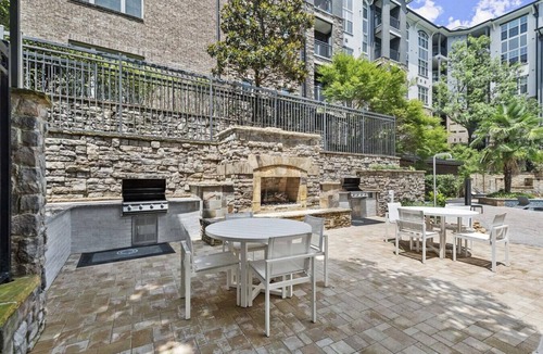 North Druid Hills Apartment | Landing at Cortland Oleander West - 2 Bedrooms in North Druid Hills