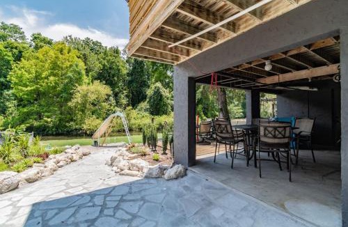 Weeki Wachee Gardens House | Landing at Richard Weeki River