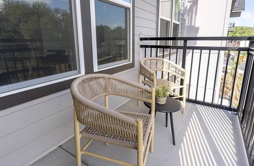 St. Nicholas Apartment | Landing at The Jack on Beach - 1 Bedroom in Baymeadows