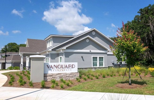Newberry Apartment | Landing at Vanguard - 1 Bedroom in Newberry
