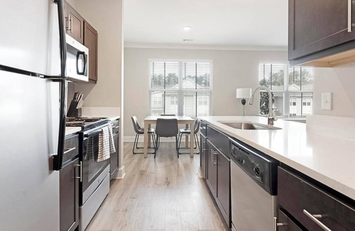 Summerville Apartment | Landing | Beautiful 1BD, Gym, Yoga Studio