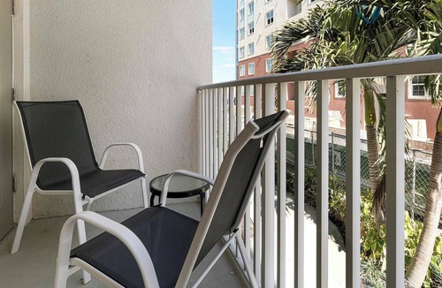 West 1st Street Apartment | Landing | Beautiful 1BD, Gym