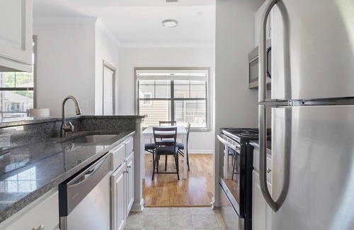 Piedmont Heights Apartment | Landing | Beautiful 1BD, Pool, Courtyard
