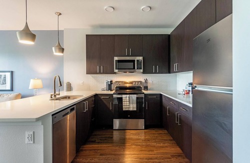 Historic Downtown Kissimmee Apartment | Landing | Beautiful 1BD, Yoga Studio
