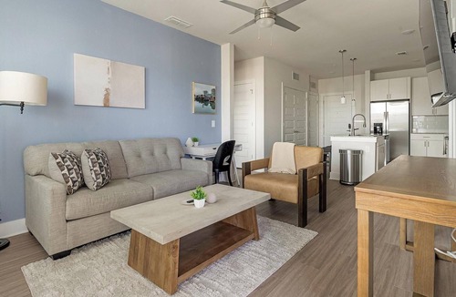The Forum Apartment | Landing | Beautiful 2BD, Gym