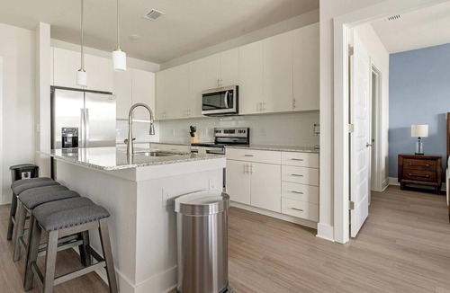 The Forum Apartment | Landing | Beautiful 2BD, Gym