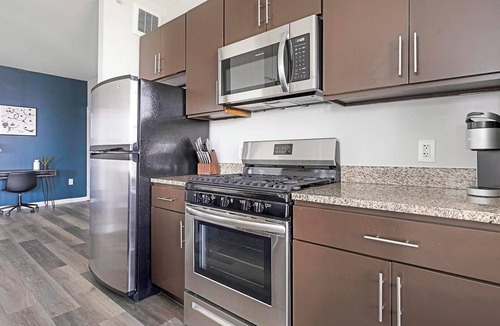 Bayonne Apartment | Landing | Beautiful 2BD, Game Room, Gym