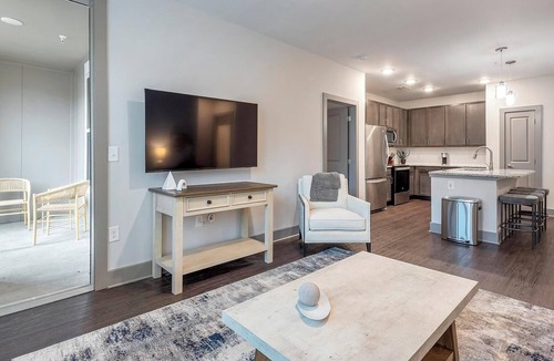 Charlotte Apartment | Landing | Beautiful 2BD, Gym, Yoga Studio