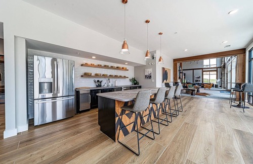 Hickory Apartment | Landing | Beautiful 2BD, Yoga Studio, Gym