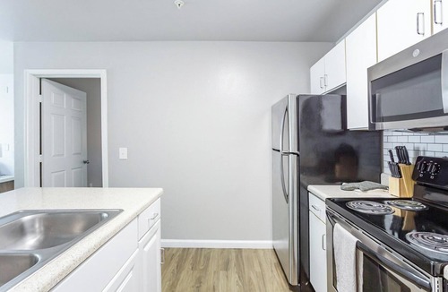 Tallahassee Apartment | Landing | Beautiful 3BD, Game Room, Gym