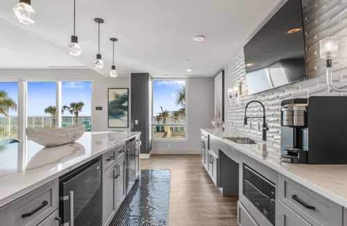 Daytona Beach Apartment | Landing | Beautiful 1BD, Clubhouse, Courtyard