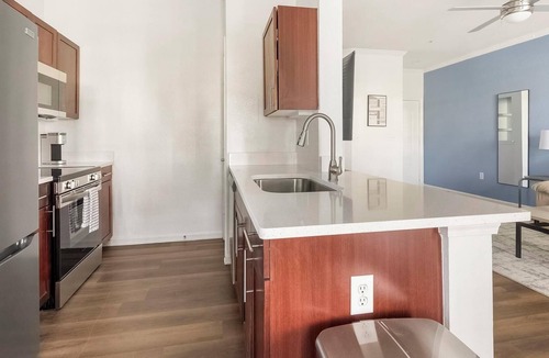 Southside Apartment | Landing | Beautiful 1BD, Clubhouse