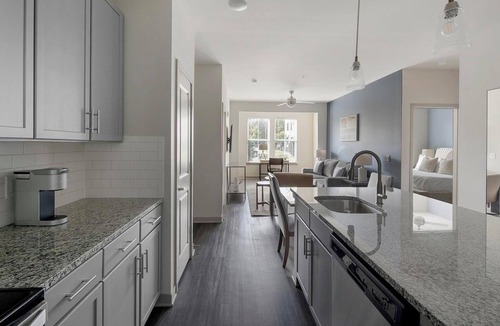 Murfreesboro Apartment | Landing | Beautiful 2BD, Gym, Yoga Studio