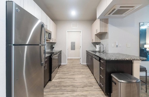 Charlotte Apartment | Landing | Chic 1BD, Clubhouse, Gym