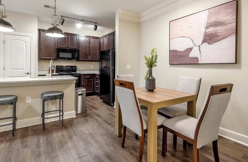 Greer Apartment | Landing | Chic 1BD, Clubhouse, Pool