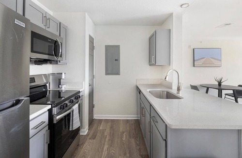 Murfreesboro Apartment | Landing | Chic 1BD, Game Room, Gym