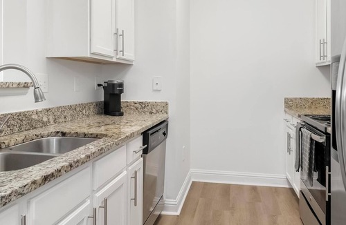 Buckhead Apartment | Landing | Chic 1BD, Game Room, Tennis Court