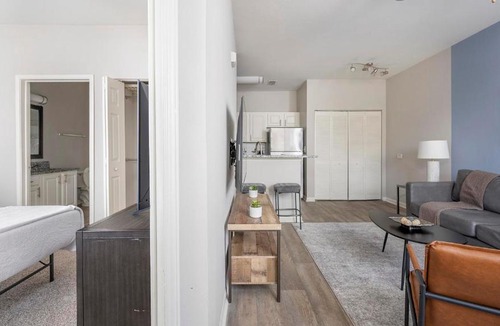 Murfreesboro Apartment | Landing Chic 1BD Gym Clubhouse
