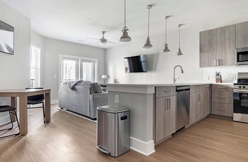 Fort Myers Apartment | Landing | Chic 1BD, Pool, Clubhouse