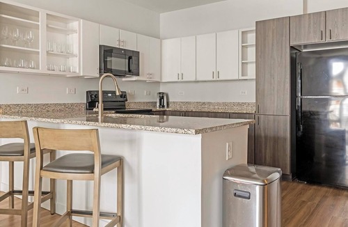 Decatur Apartment | Landing | Chic 1BD, Pool, Game Room