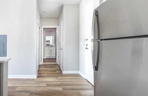Raritan Apartment | Landing | Chic 2BD, Gym, Clubhouse