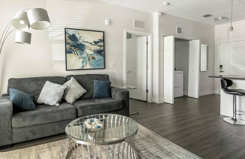Port Tampa City Apartment | Landing | Chic 2BD, Gym, Pool