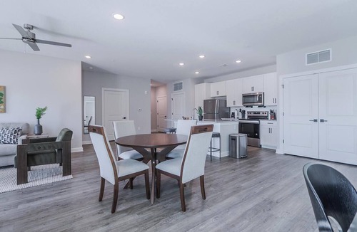 Fort Myers Apartment | Landing | Chic 2BD, Pool