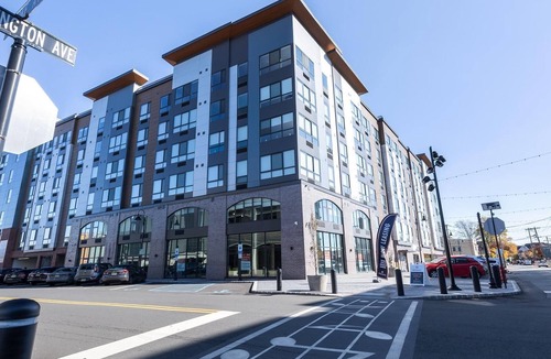Carteret Apartment | Landing | Chic 2BD, Rooftop Lounge, Courtyard