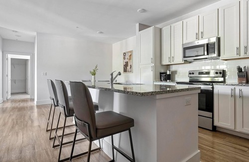 Fort Mill Apartment | Landing | Chic 3BD, Gym, Yoga Studio
