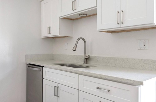 Dunedin Apartment | Landing | Incredible 1BD, Gym